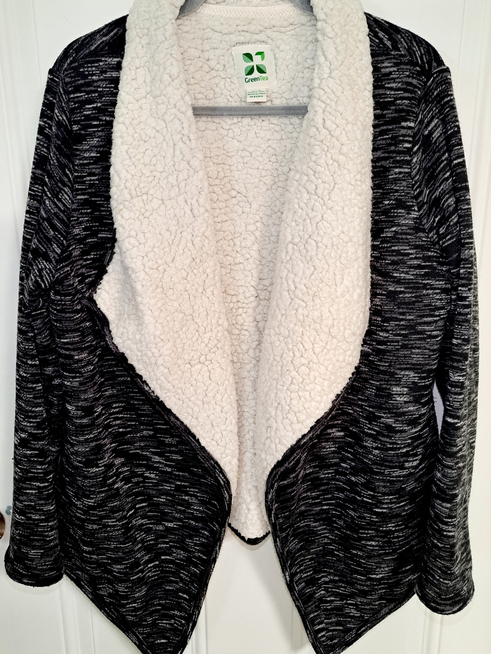 GreenTea Women's Black Marled Sherpa-Lined Open Cardigan